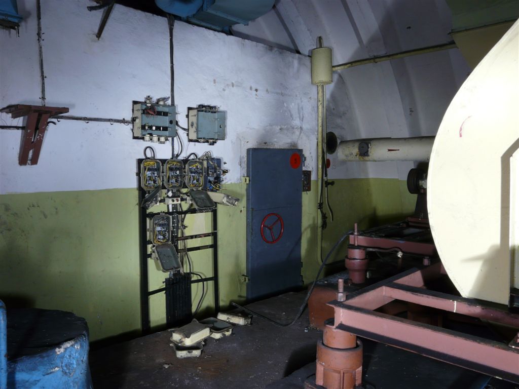 LTA, Zugang Kompressorraum