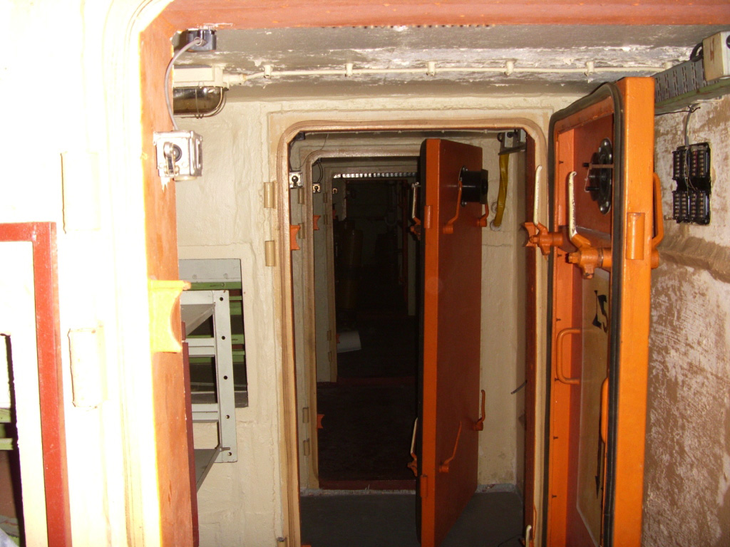 Zuluftstollen rechts