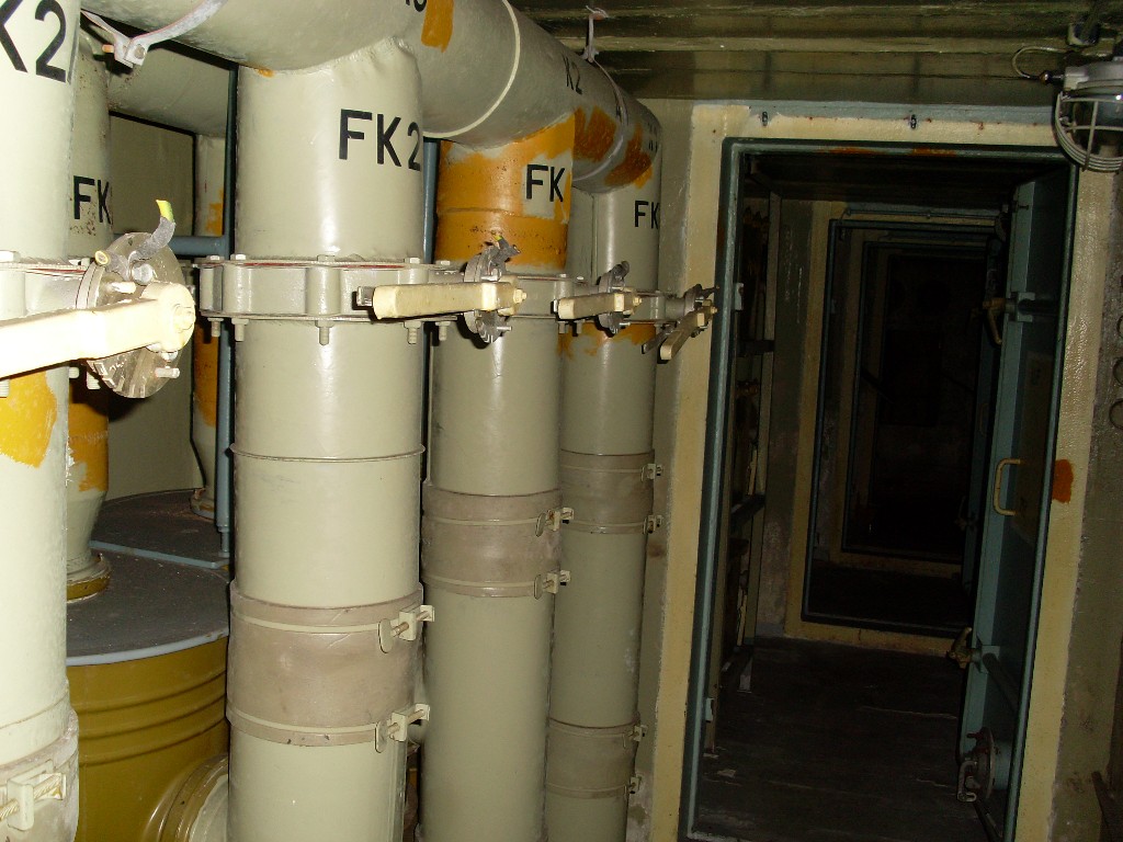 linker Zuluftstollen