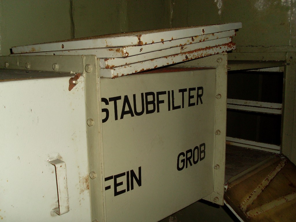 linker Zuluftstollen