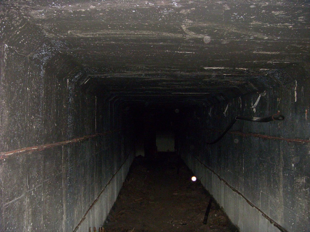 Zugang Zuluft rechts