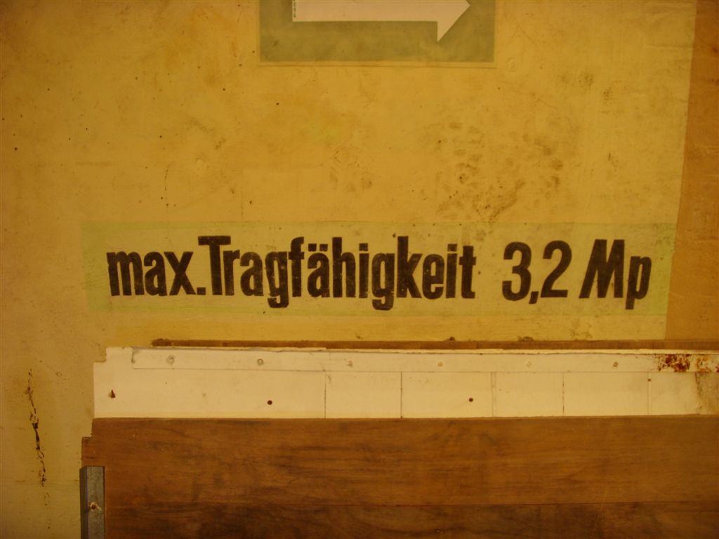 Zugangstunnel