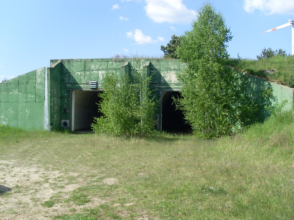 Hügel und FB-75 für PRW-17