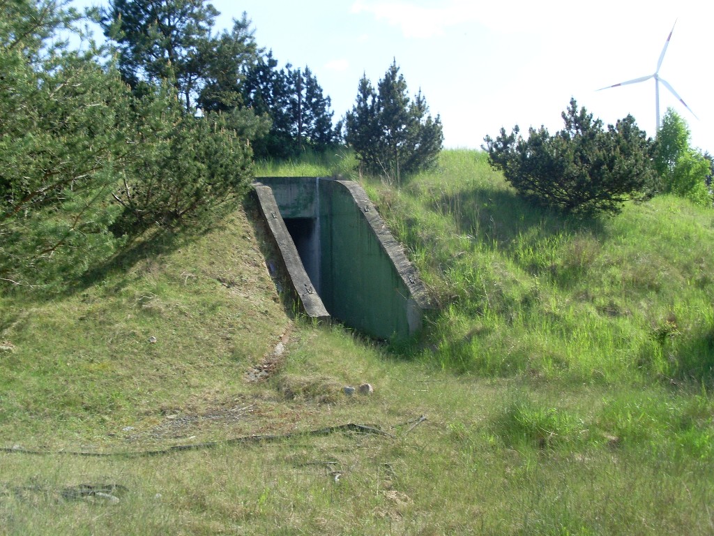 Hügel und FB-75 für PRW-17