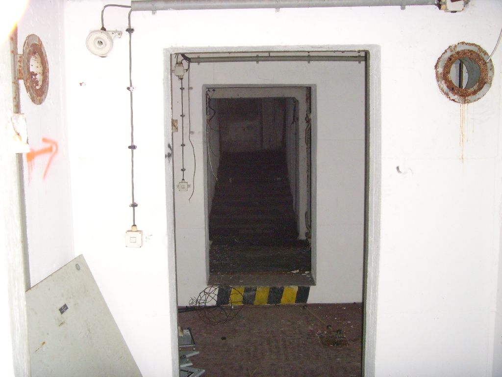 Blick zum Eingang TO 28