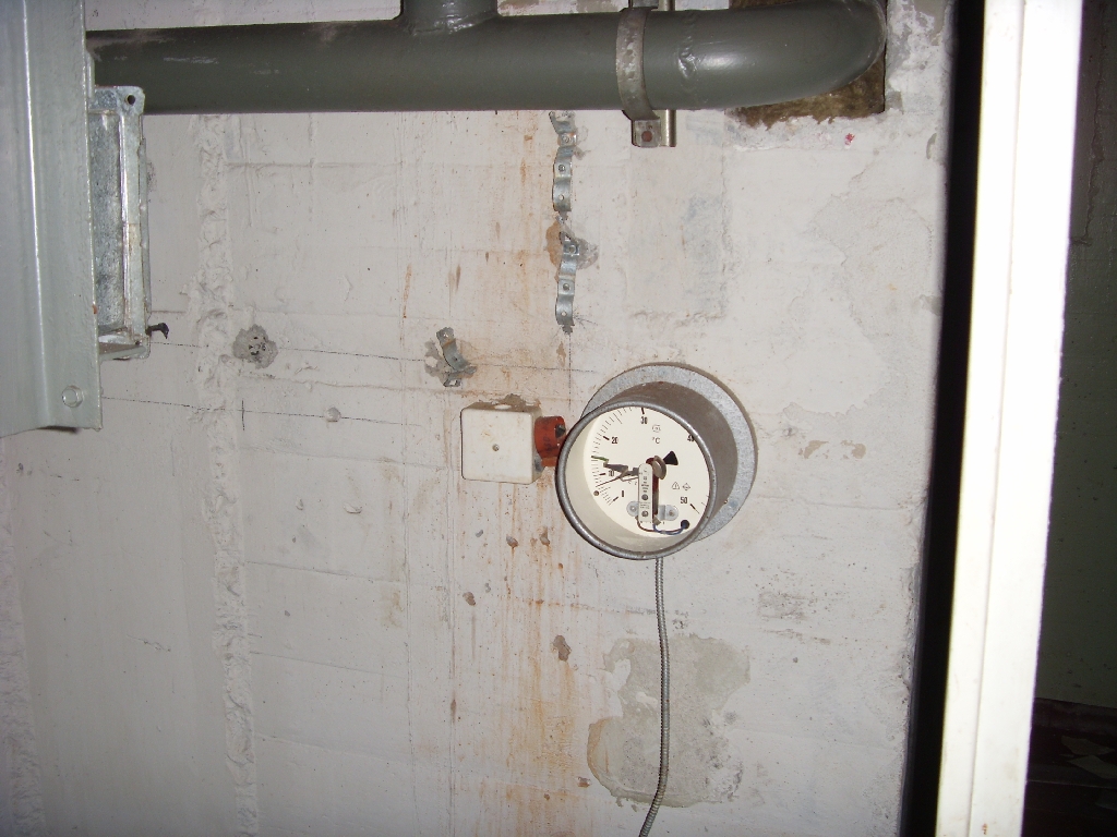 Wasserversorgung/Kälte im 2.UG Verbinder des TO 44