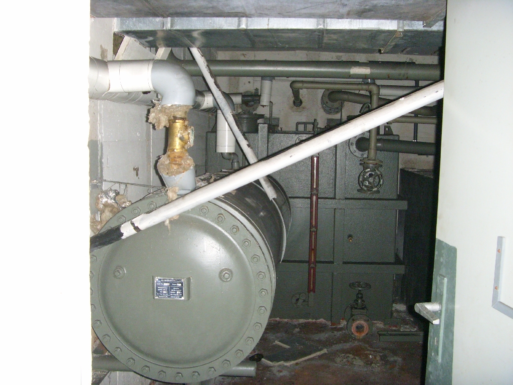 Wasserversorgung/Kälte im 2.UG Verbinder des TO 45