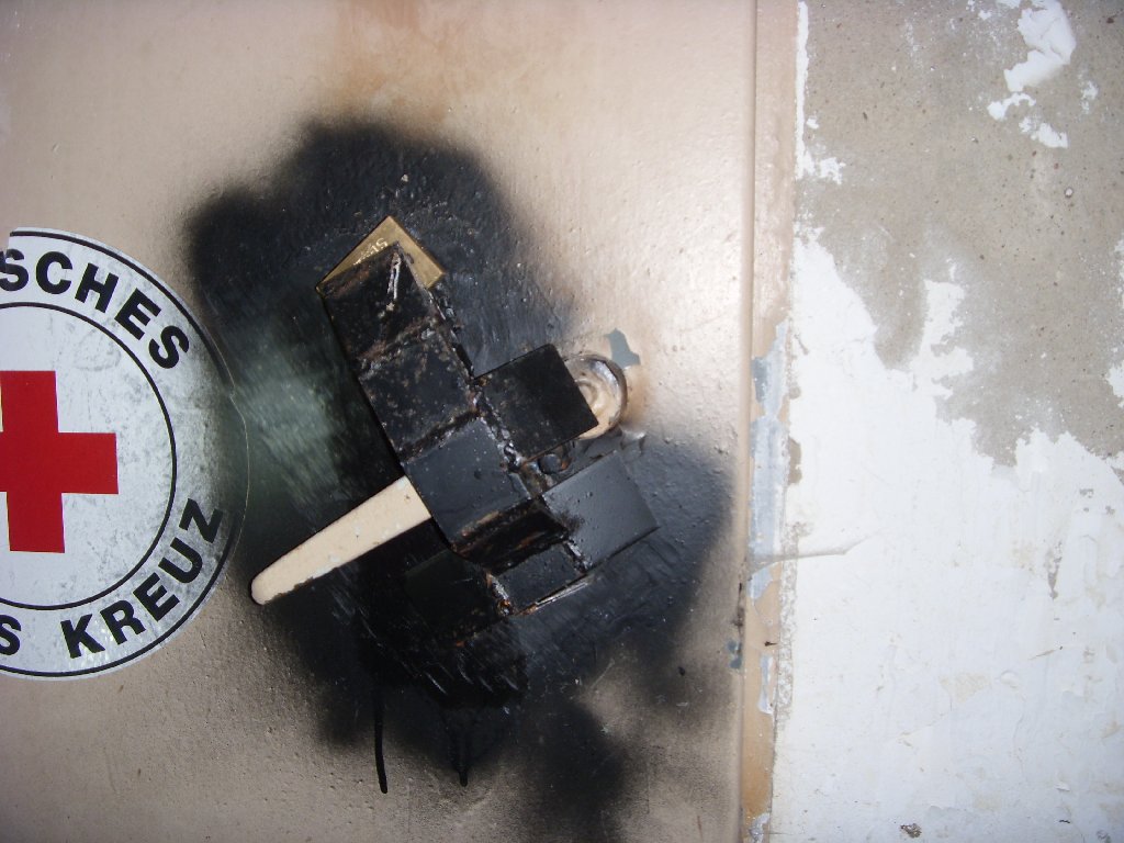 Komplex aus 6 FB-3 + Monolith