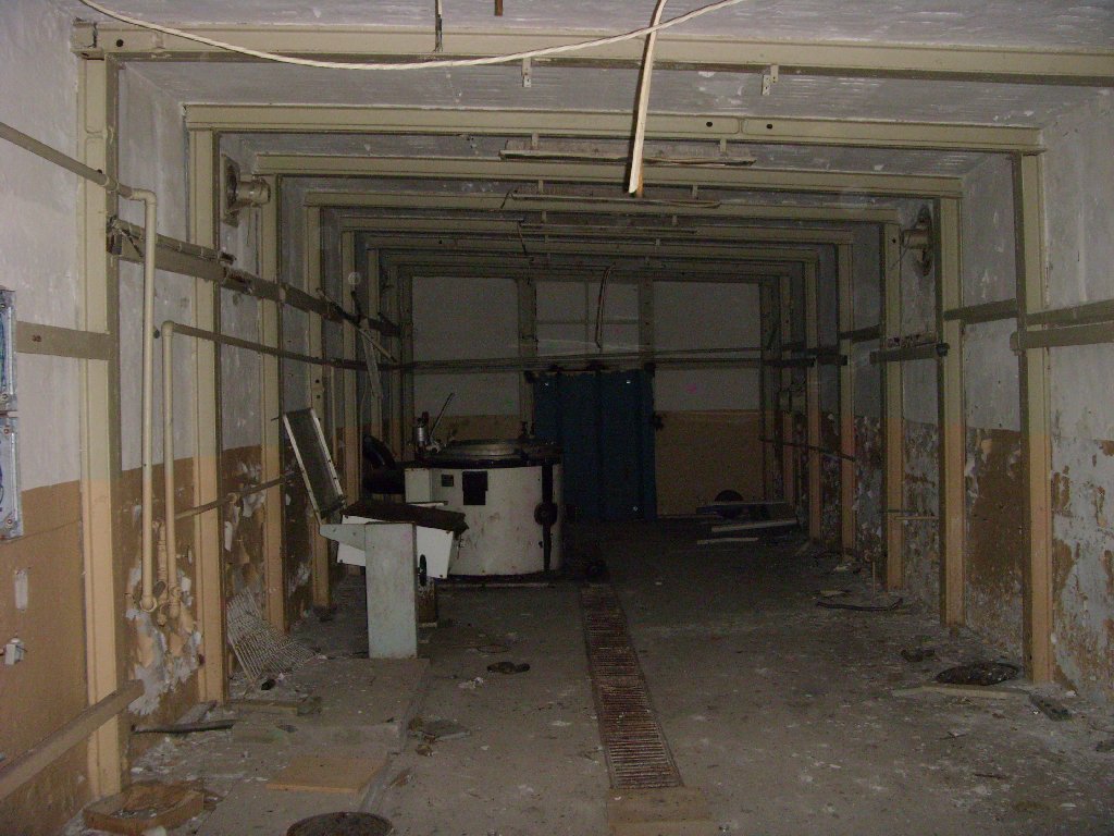 Komplex aus 6 FB-3 + Monolith