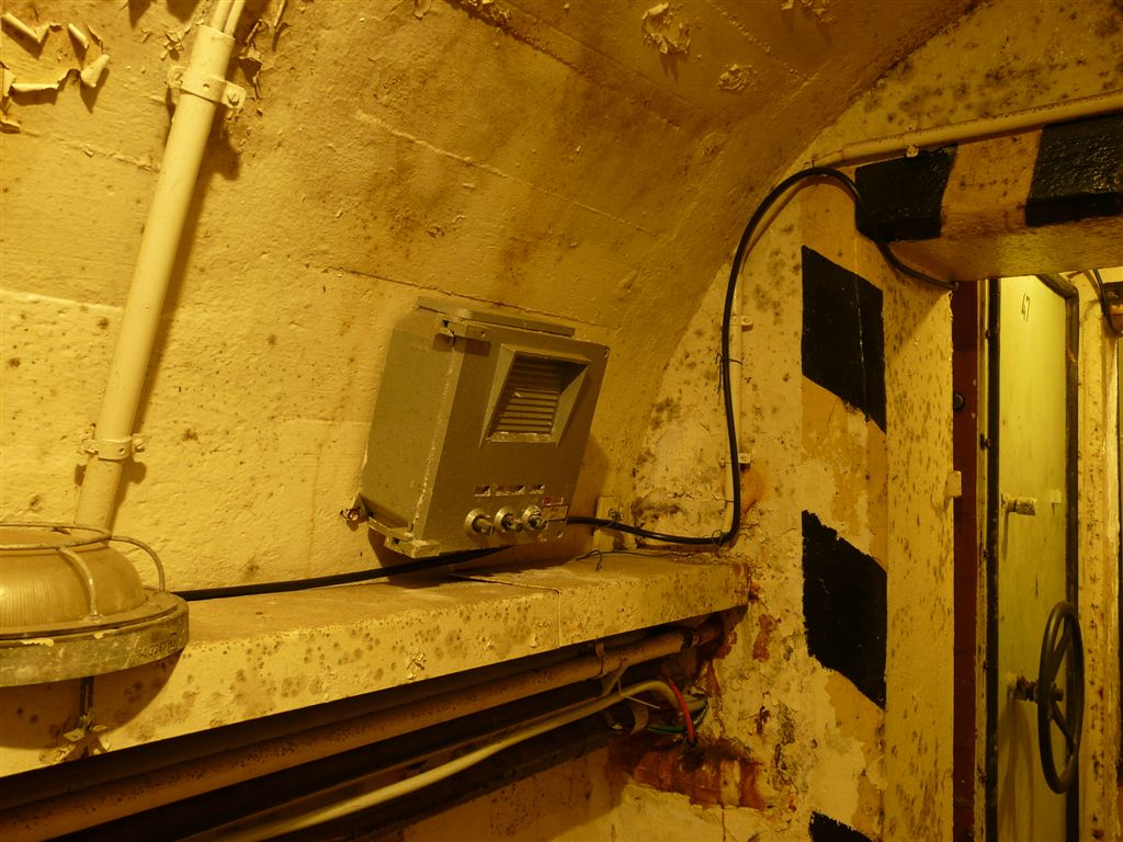 Schleuse Zugang Altbau