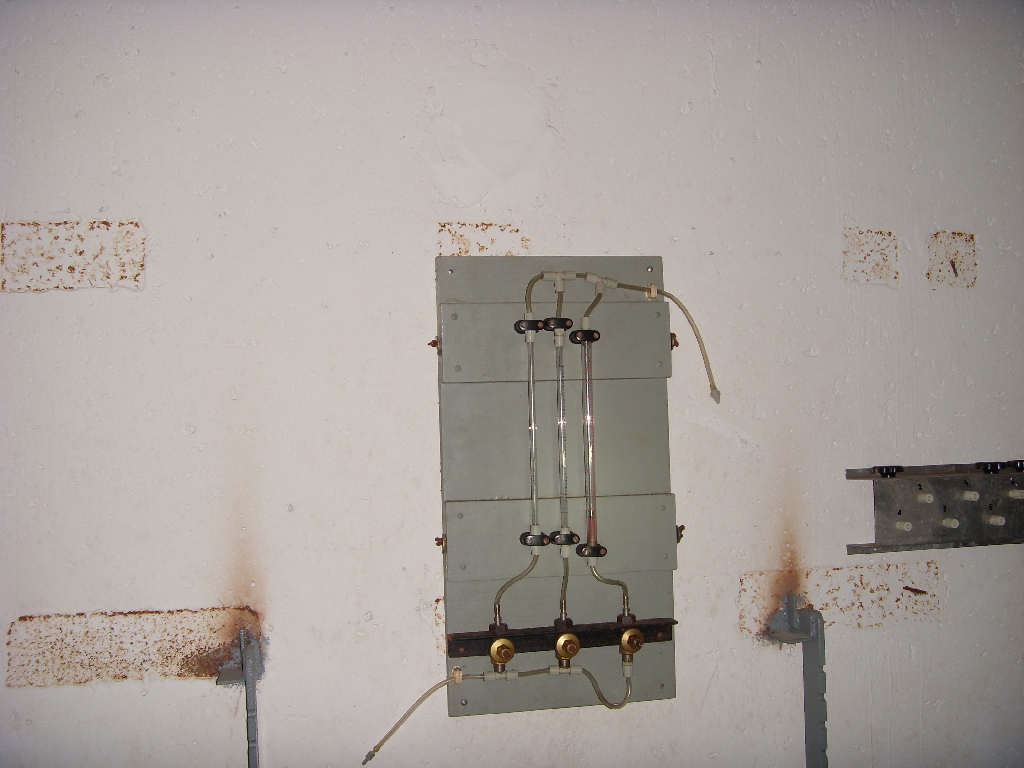 Technikraum Kabel Drucküberwachung