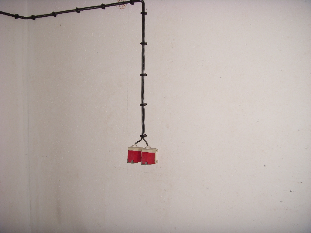 Technikraum Kabel Drucküberwachung