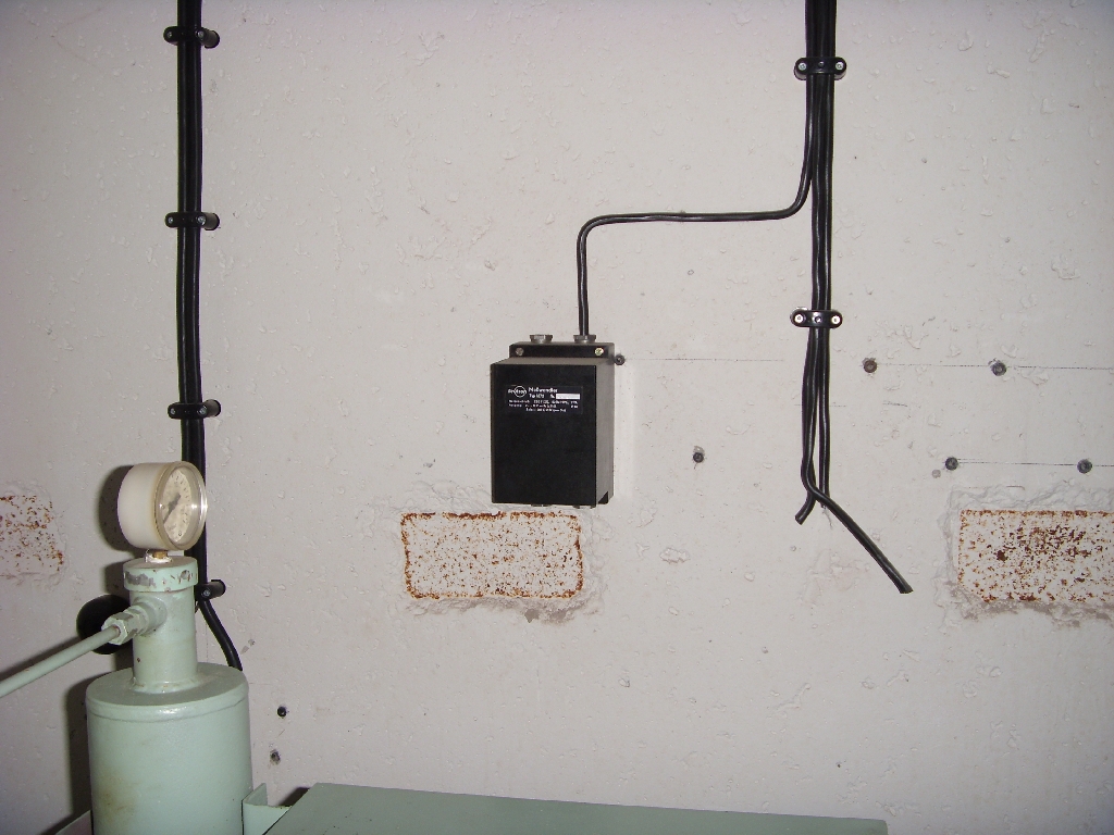 Technikraum Kabel Drucküberwachung