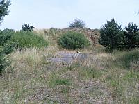 Hügel und Garagen OBORONA 14