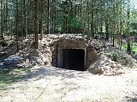 geöffneter Tunnel der Schrottis