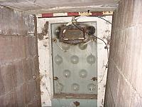 Gang zum ehemaligen Notausgang beim TO 22